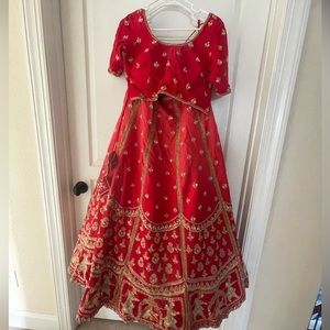 Beautiful bridal lengha raw silk fabric medium size blouse